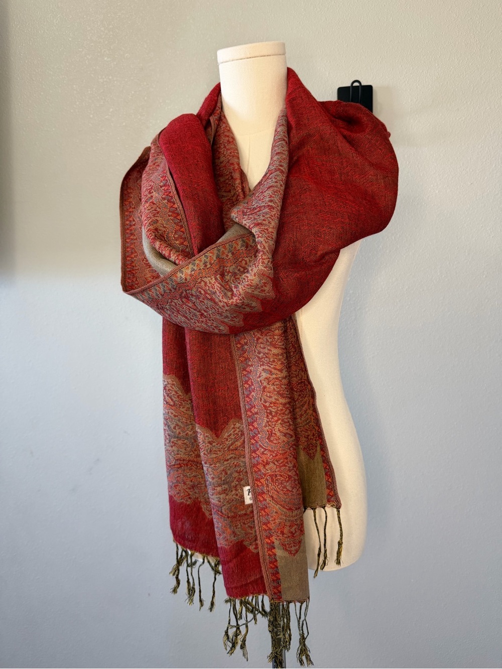 Pashmina Silk Blend Paisley Scarf Wrap Shawl Red Gold Reversible Fringe